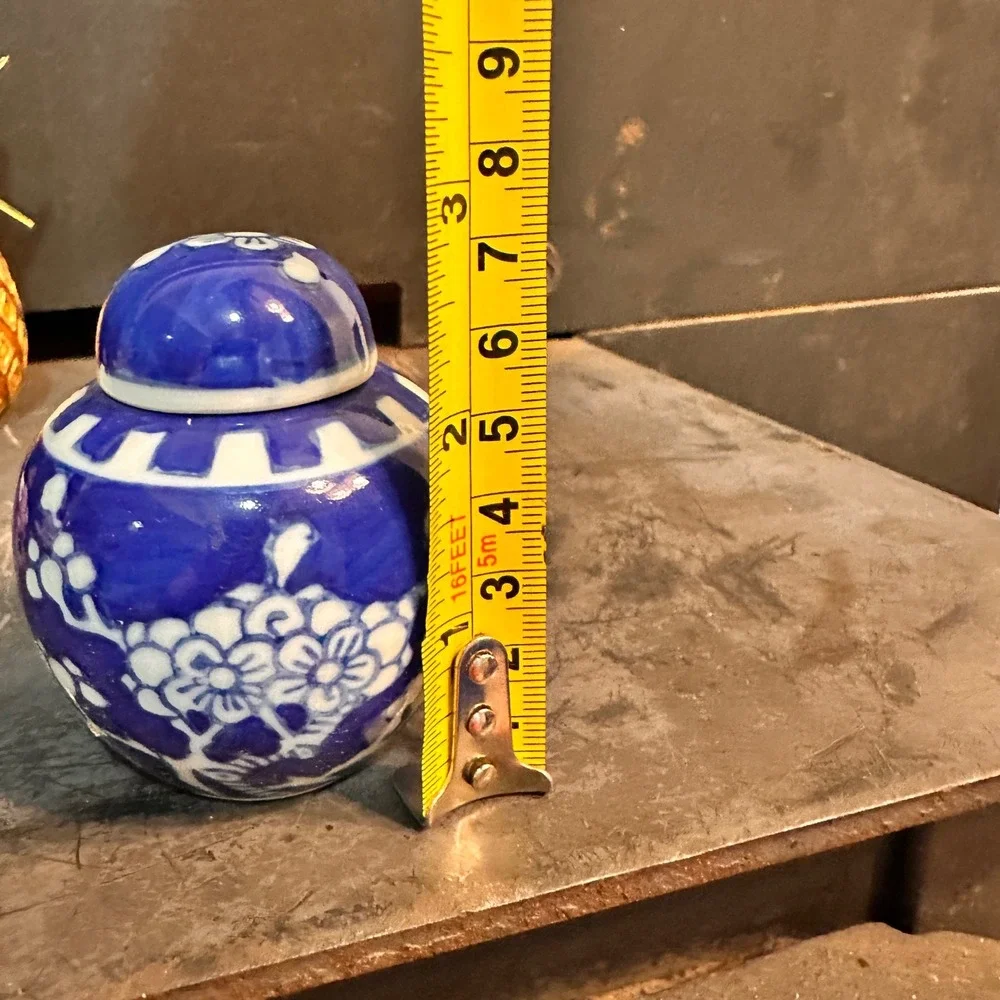 Ginger Jar w Lid Vintage Blue‎ White Ceramic Floral Chinoiserie Small 3.5
